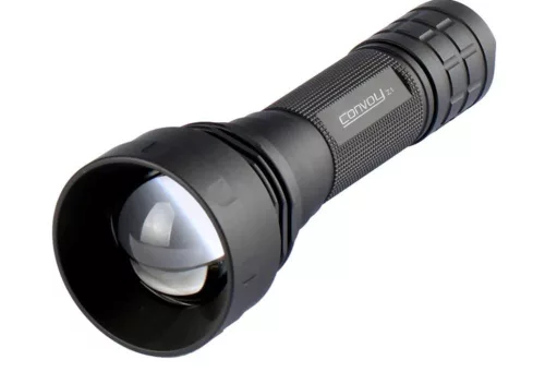 Convoy Z1 SFT 42R torcia a fuoco regolabile 3000 lumen