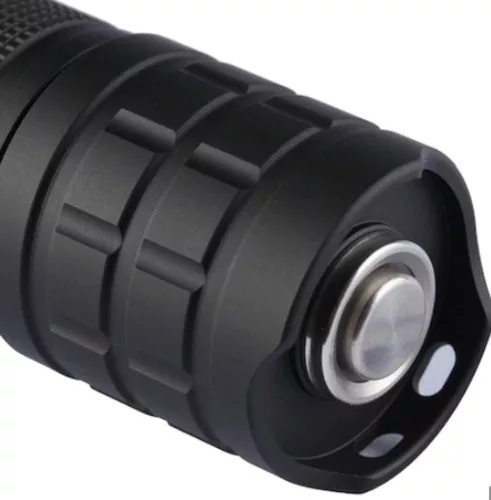 Convoy Z1 SFT 42R torcia a fuoco regolabile 3000 lumen
