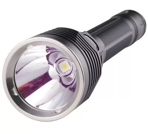 Convoy M21G със светодиод XHP70.3 HI