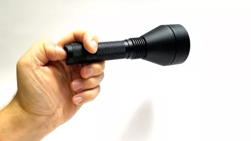 Convoy L21B torcia con LED SFT60 , 3000 lumen e circa 1300 m di gittata
