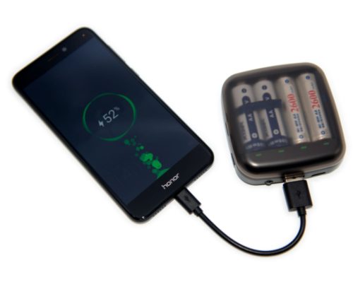 Xtar BC4 punjač za R03 / AAA i R6 / AA Li-ion 1,5V / NiMH baterije