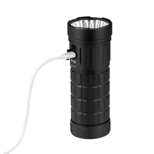 Lumintop GT18 keresőlámpa 7000 lumennel és 32.000 mAh akkukapacitással